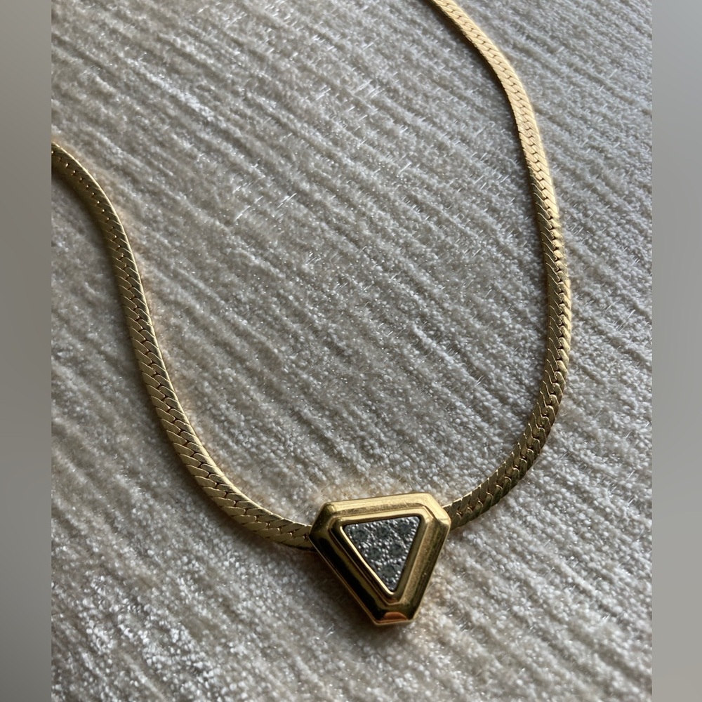 1980s Avon Rhinestone Herringbone Gold Tone Triangle Design Necklace